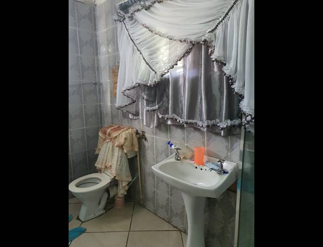 3 BEDROOM HOUSE FOR SALE IN SITHEMBILE